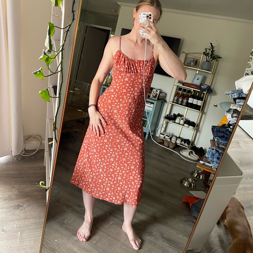 Floral midi dress, size medium